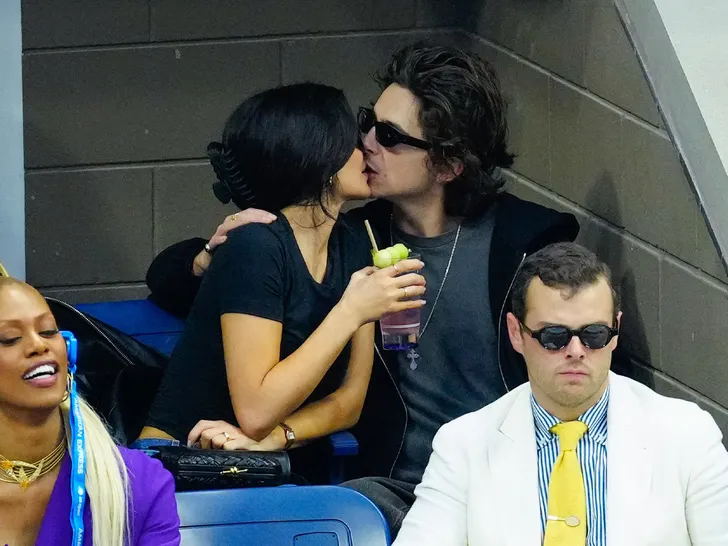 Public Confirmation of Romance: Kylie Jenner and Timothee Chalamet at the US Open